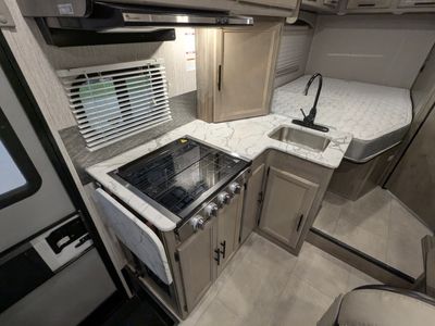 2022 Coachmen Cross Trail XL - Photo 12