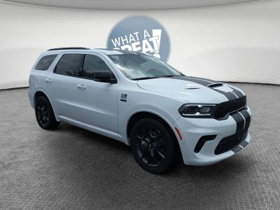 2026 Dodge Durango GT Plus in White Knuckle Clearcoat — front three-quarter view