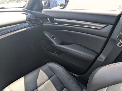 2022 Honda Accord Sedan — photo 17 view