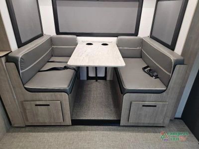 2027 Grand Design Lineage Series M — photo 37 view