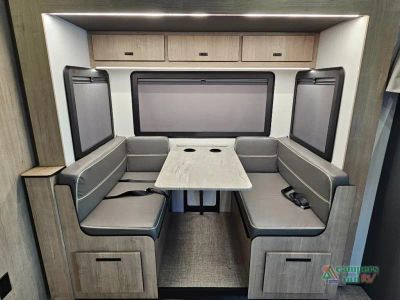 2027 Grand Design Lineage Series M — photo 36 view