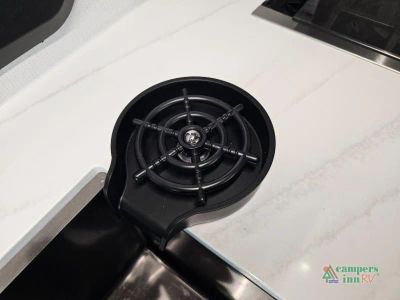 2027 Grand Design Lineage Series M — photo 25 view
