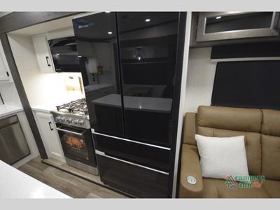 2026 Venture RV SportTrek Touring Edition — photo 40 view
