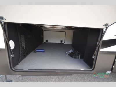 2026 Venture RV SportTrek Touring Edition — photo 13 view