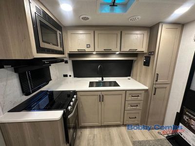 2026 Forest River RV Rockwood Ultra Lite - Photo 13