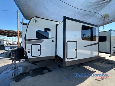 2026 Forest River RV Rockwood Ultra Lite - Photo 6