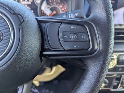 2026 Jeep Wrangler — photo 18 view