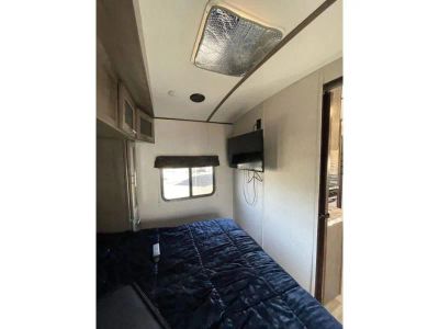 2018 Forest River RV Surveyor - Photo 19