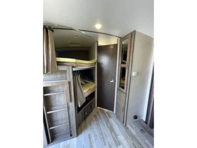 2018 Forest River RV Surveyor - Photo 15