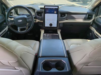 2022 Ford Expedition — photo 14 view