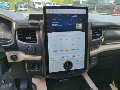 2022 Ford Expedition — photo 23 view