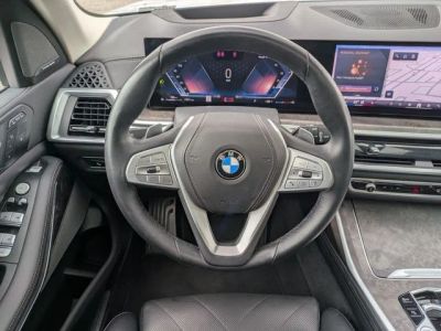 2024 BMW X7 — photo 10 view
