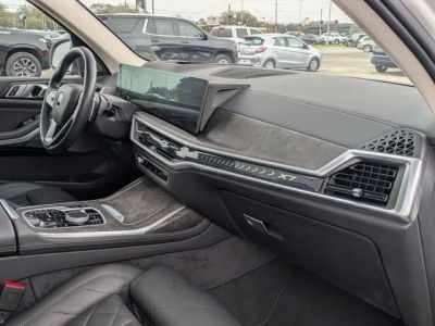 2024 BMW X7 — photo 26 view