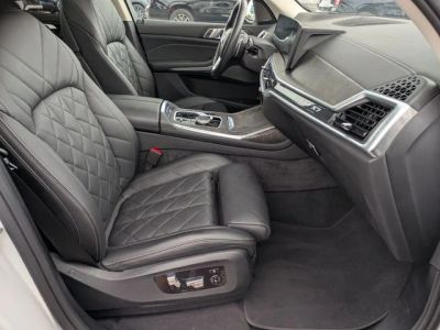 2024 BMW X7 — photo 24 view
