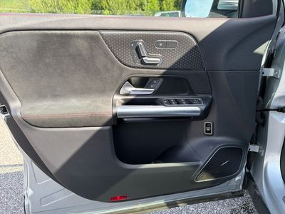 2024 Mercedes-Benz GLA - Photo 38