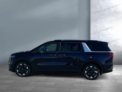 2026 Kia Carnival — rear three-quarter view