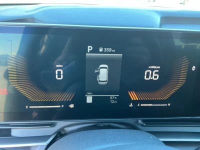 2026 Kia Carnival — photo 11 view