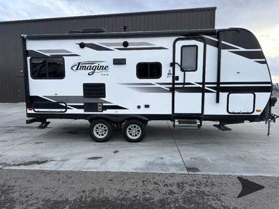 2019 Grand Design Imagine — side profile view