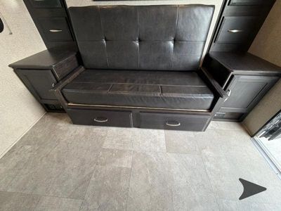 2019 Grand Design Imagine — photo 21 view