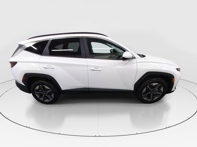2026 Hyundai Tucson — photo 8 view