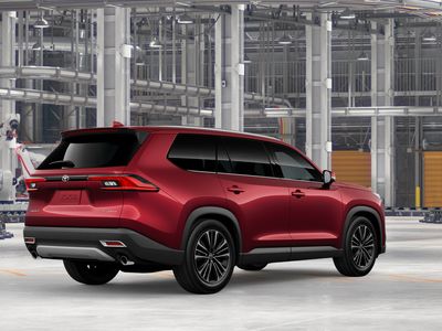 2026 Toyota Grand Highlander Hybrid - Photo 12