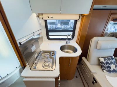2019 Leisure Travel Vans UNITY — photo 8 view