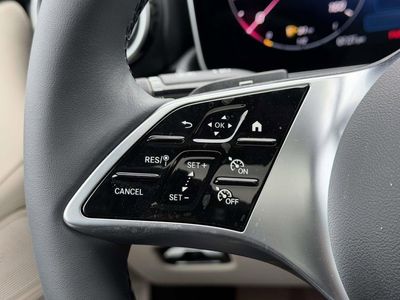 2026 Mercedes-Benz C-Class — photo 17 view