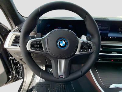 2026 BMW X5 — photo 40 view