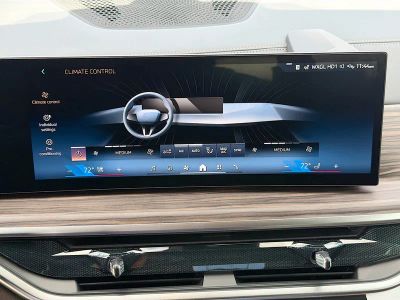 2026 BMW X5 — photo 35 view