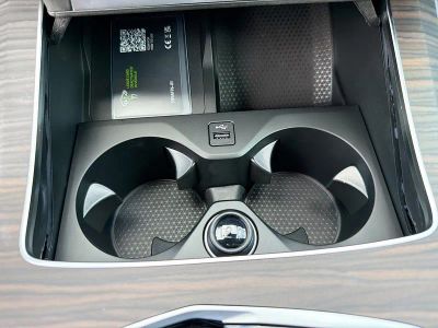 2026 BMW X5 — photo 31 view