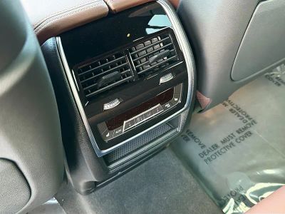 2026 BMW X5 — photo 20 view