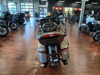 2025 Indian Motorcycle Pursuit Dark Horse Springfield Blue Vivid Crystal / Black Vivid - Photo 7