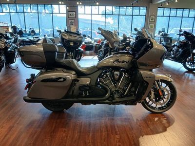 2025 Indian Motorcycle Pursuit Dark Horse Springfield Blue Vivid Crystal / Black Vivid - Photo 13