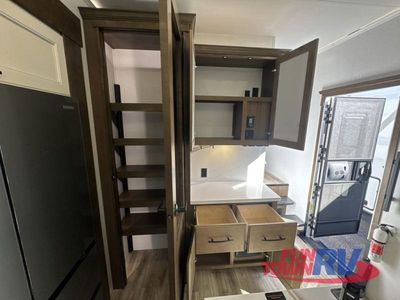 2026 Keystone RV Montana - Photo 14