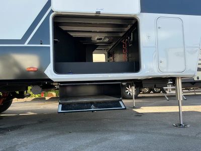 2025 Brinkley RV Model Z - Photo 33