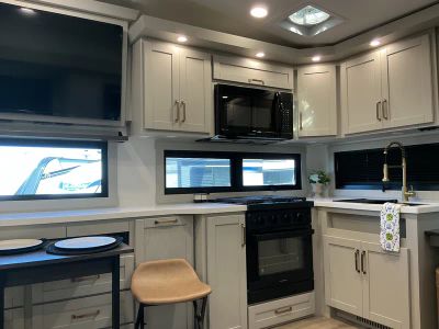 2025 Brinkley RV Model Z - Photo 9