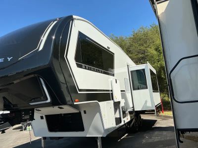 2025 Brinkley RV Model Z - Photo 37