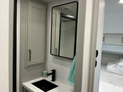 2025 Brinkley RV Model Z - Photo 19