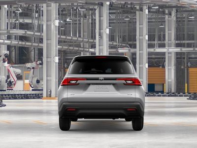 2026 Toyota Grand Highlander — photo 8 view