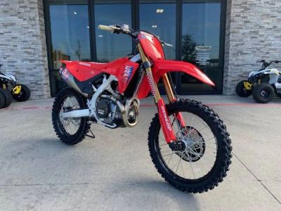 2026 Honda® CRF450R — front three-quarter view