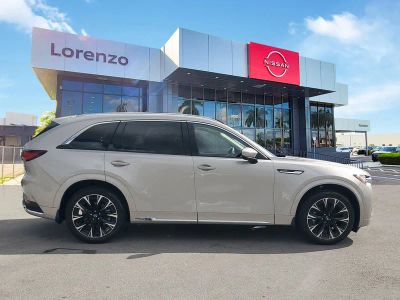 2025 Mazda Mazda CX-90 — interior view