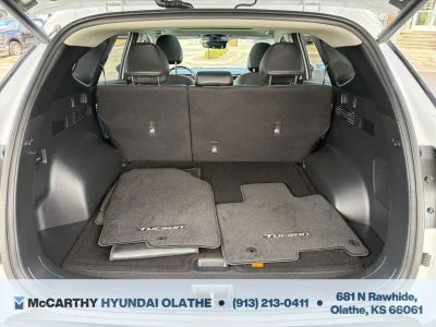 2022 Hyundai Tucson Hybrid - Photo 11