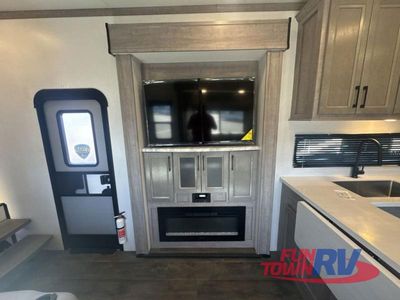 2025 Dutchmen RV Voltage Triton - Photo 28