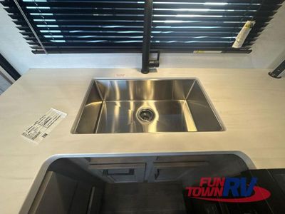 2025 Dutchmen RV Voltage Triton - Photo 20