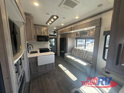 2025 Dutchmen RV Voltage Triton - Photo 18