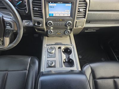 2019 Ford Expedition — photo 13 view