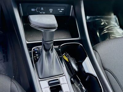 2027 Honda HR-V — photo 16 view