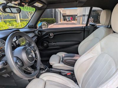2016 MINI Cooper Convertible — photo 17 view
