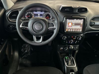 2023 Jeep Renegade - Photo 14