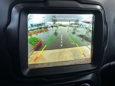 2023 Jeep Renegade - Photo 20